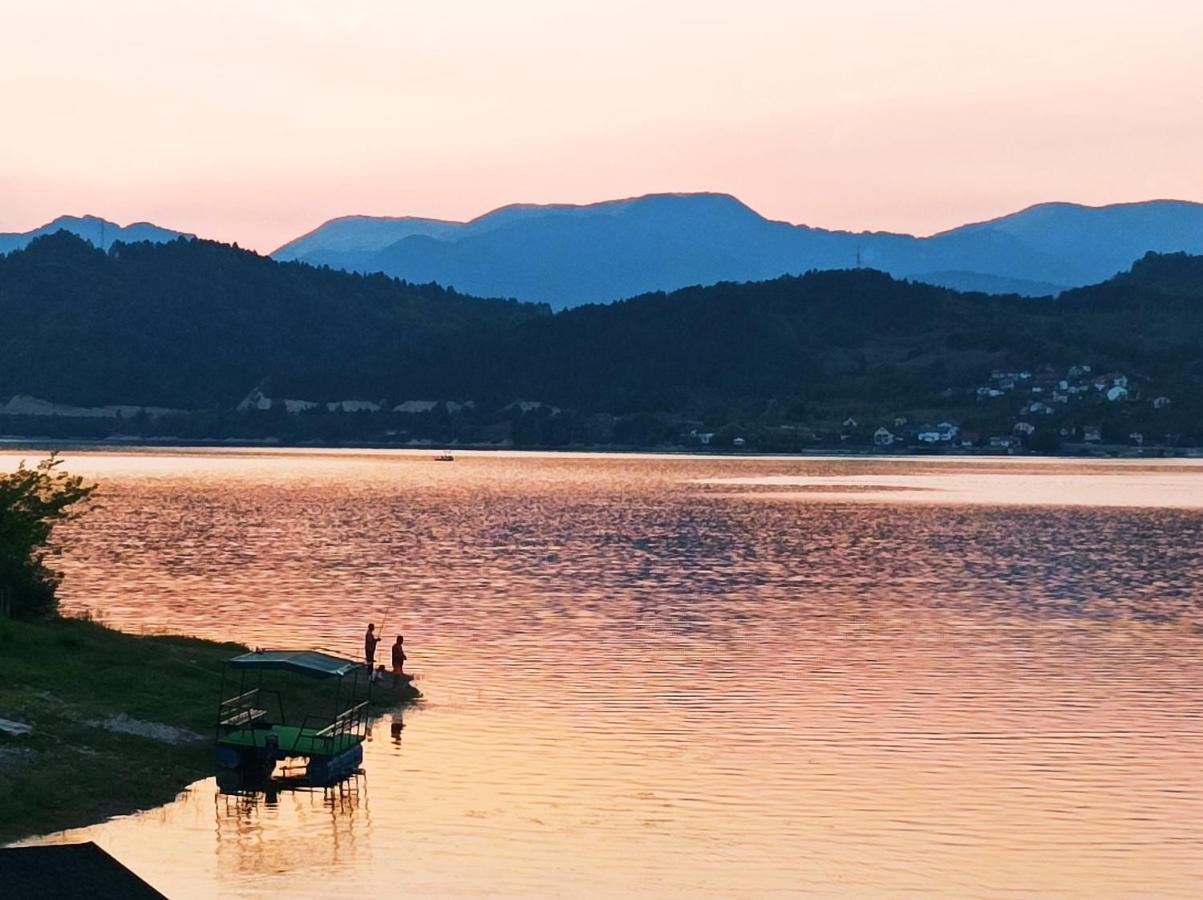 Dina Apartman Jablanicko Jezero كونييتش المظهر الخارجي الصورة