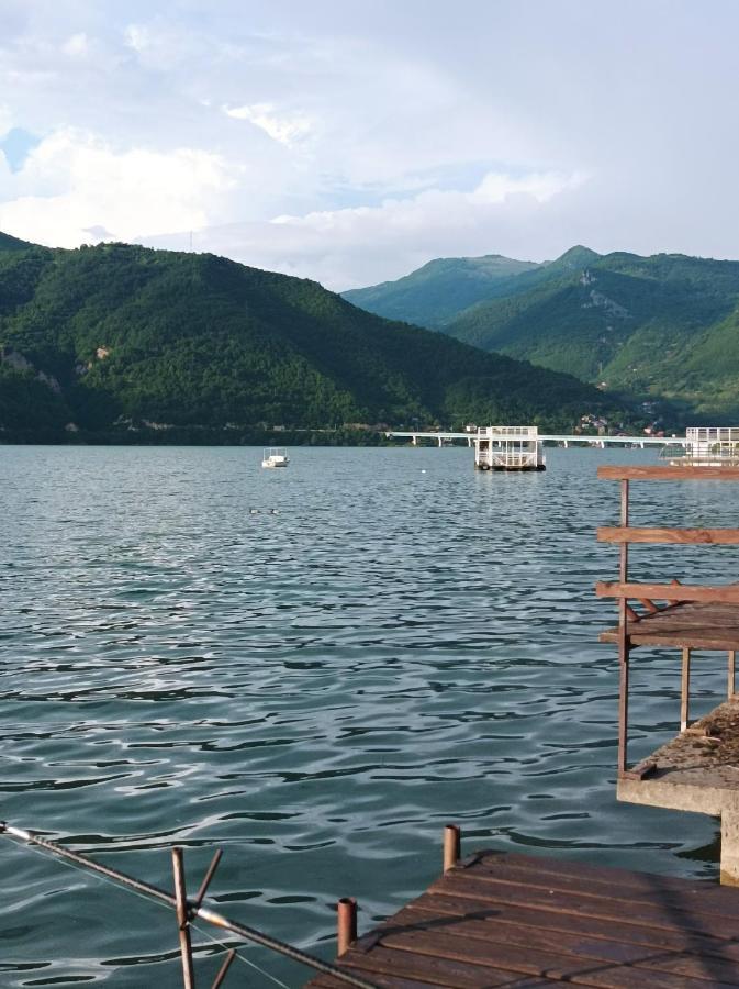 Dina Apartman Jablanicko Jezero كونييتش المظهر الخارجي الصورة